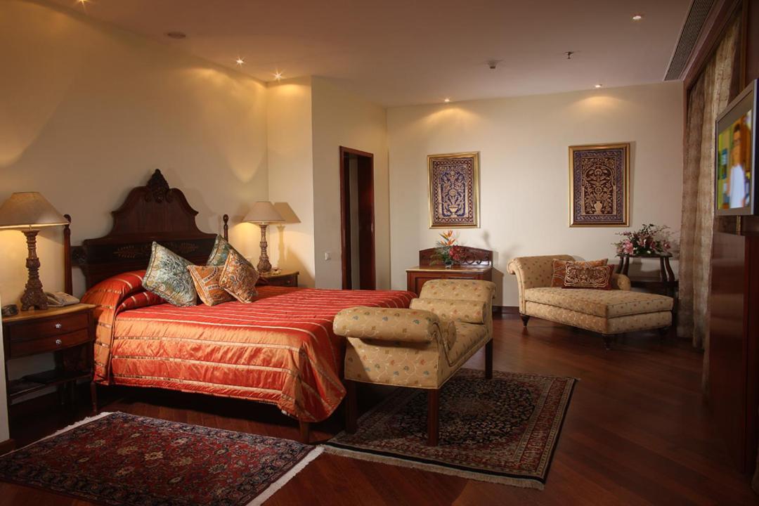 Hotel The Lalit Bombay Exterior foto
